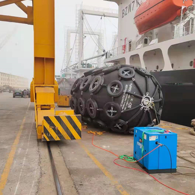 Dia500x1000 Low Reaction Yokohama Pneumatic Marine Rubber Fender